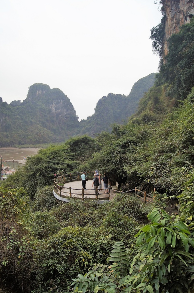 5HaLong-cave0073-1-681x1024