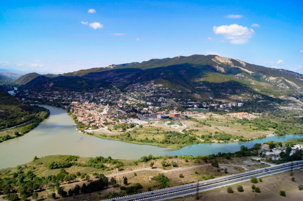 Widok z Monastyru Jvari