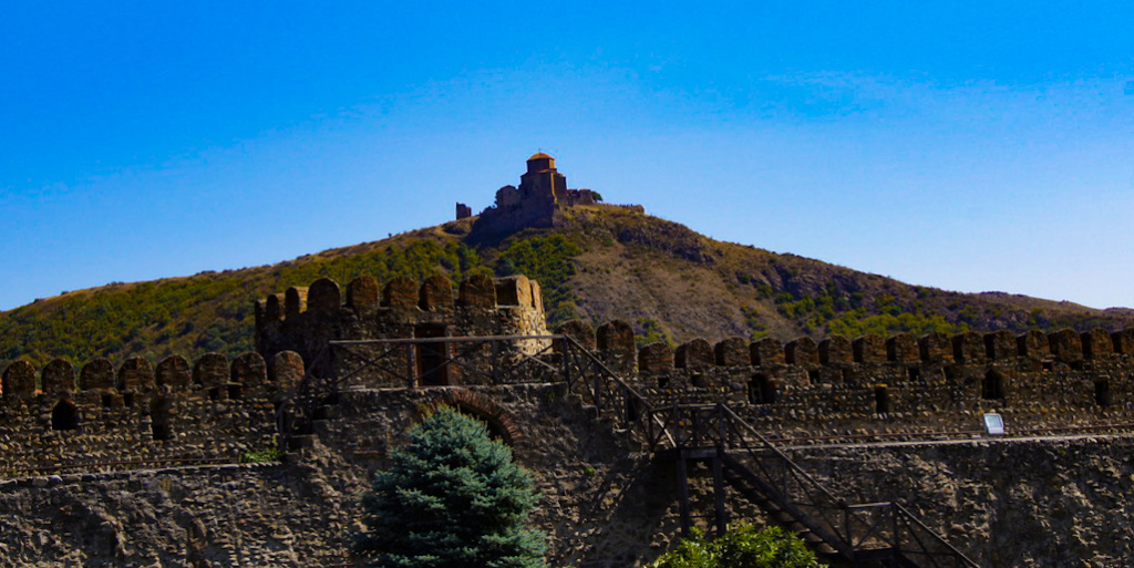 Widok na Monastyr Jvari