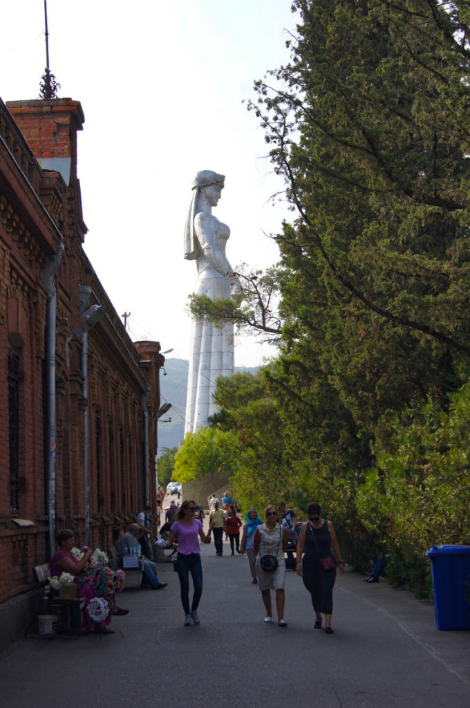 Pomnik Kartlis Deda - Matka Gruzja