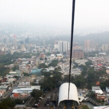 Kolejka linowa na górę Avila - a mówiłem że tam jest Caracas Kolejka linowa na górę Avila - a mówiłem że tam jest Caracas
