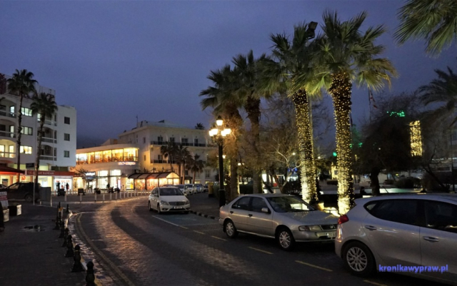 Kirenia nocą Kirenia nocą