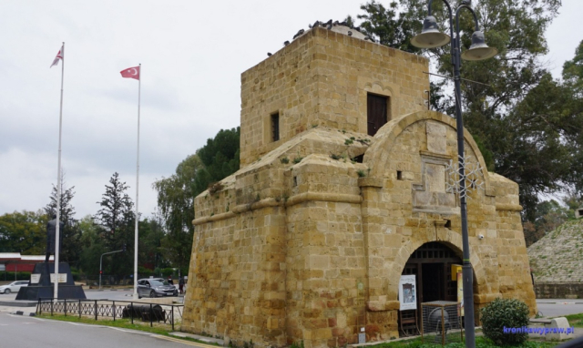 Brama Kireńska Brama Kireńska