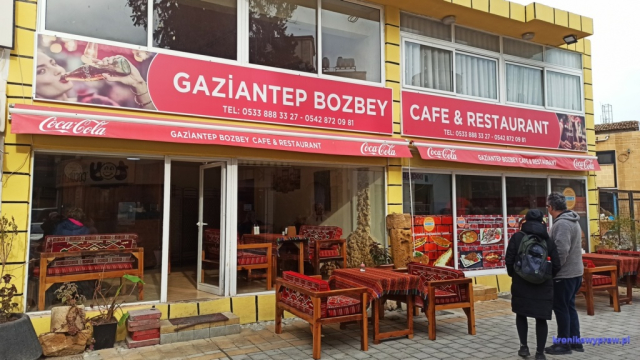 Czas na obiad - knajpka w tureckim wystroju Czas na obiad - knajpka w tureckim wystroju