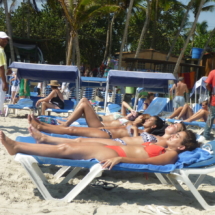 Chyba z pół klasy leżakuje Chyba z pół klasy leżakuje