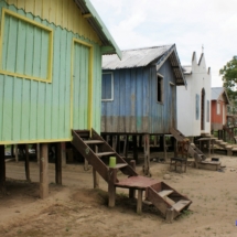 Wizyta w wiosce na palach (na jednej z amazońskich wysp) Wizyta w wiosce na palach (na jednej z amazońskich wysp)