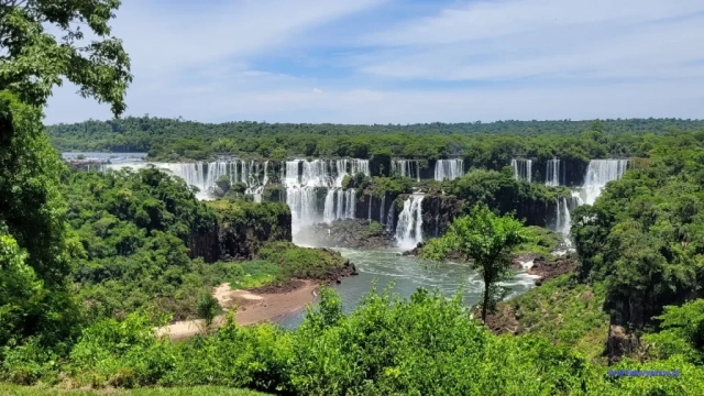 Brazylia wodospady Iguazu