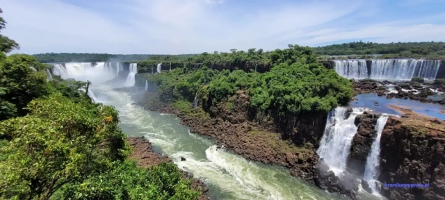 Brazylia wodospady Iguazu - widok na Gargante del Diablo